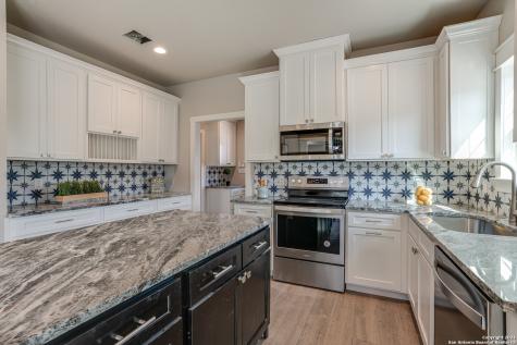 1149 Hedgestone Canyon Lake TX 78133