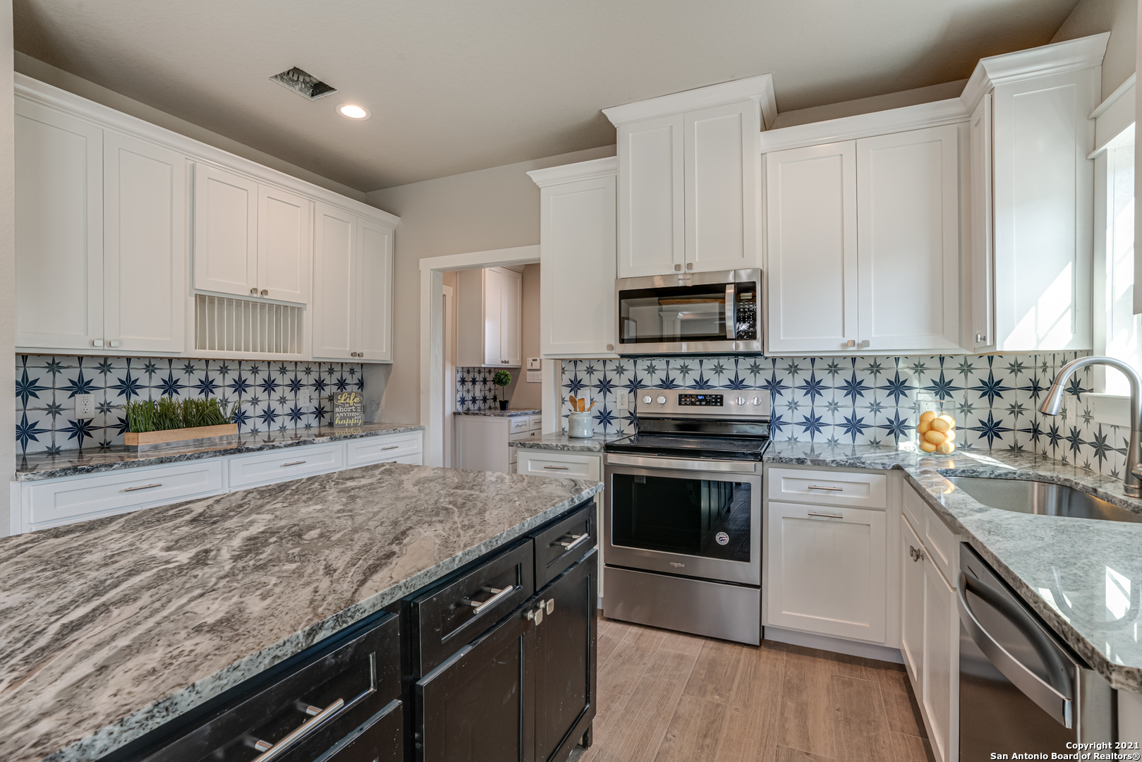 1149 Hedgestone Canyon Lake TX 78133