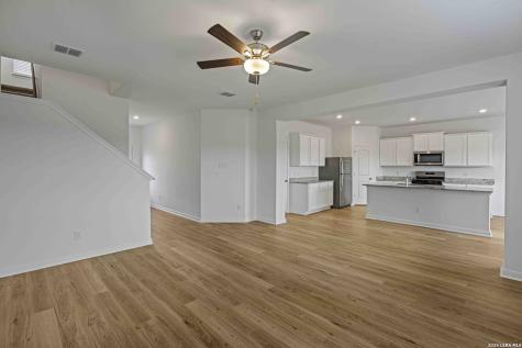 3447 Warlow Branch San Antonio TX 78109