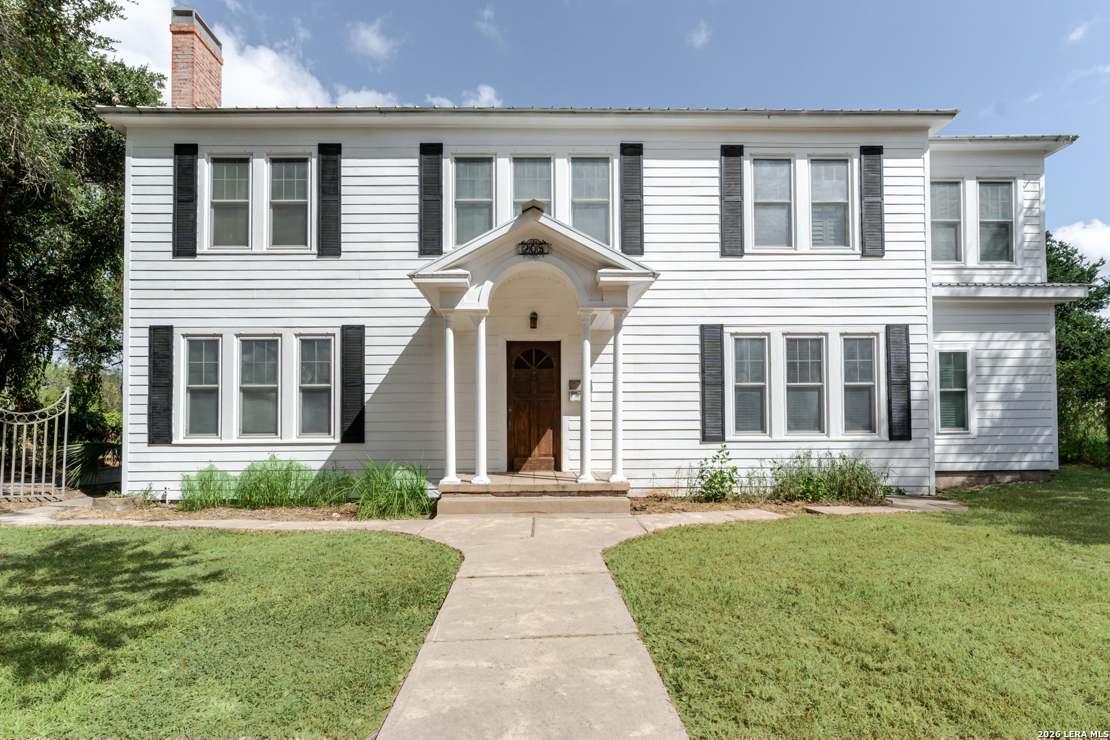 205 E Cleveland Street Beeville TX 78102