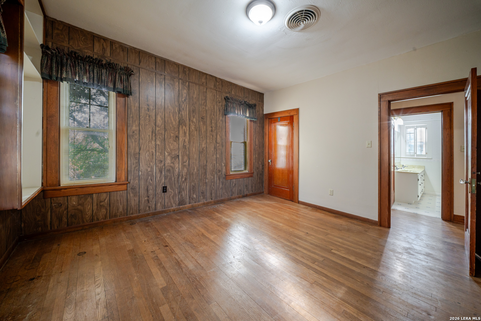 205 E Cleveland Street Beeville TX 78102