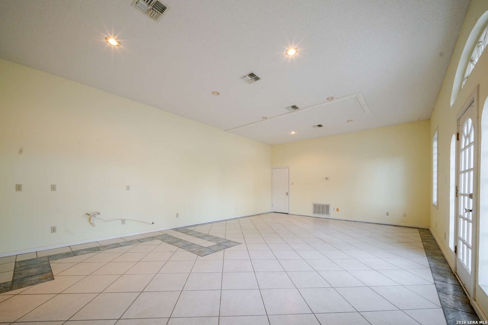 205 E Cleveland Street Beeville TX 78102