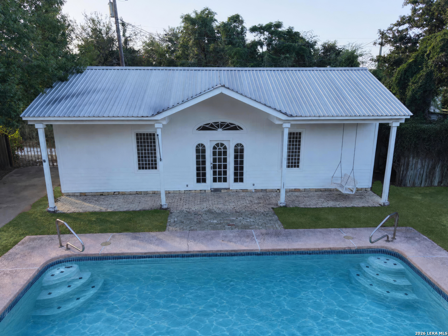 205 E Cleveland Street Beeville TX 78102