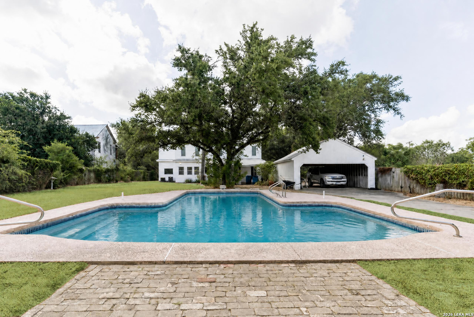 205 E Cleveland Street Beeville TX 78102