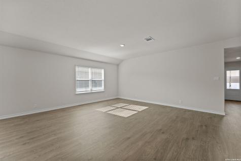 635 Fluted Shoals Cibolo TX 78108