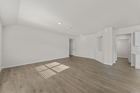 635 Fluted Shoals Cibolo TX 78108