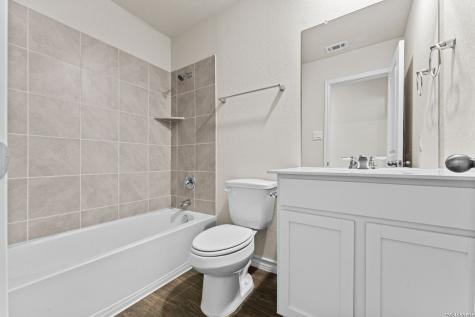 635 Fluted Shoals Cibolo TX 78108