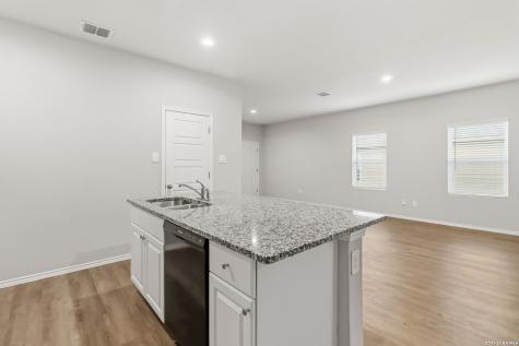 7314 Marina Del Rey Converse TX 78109