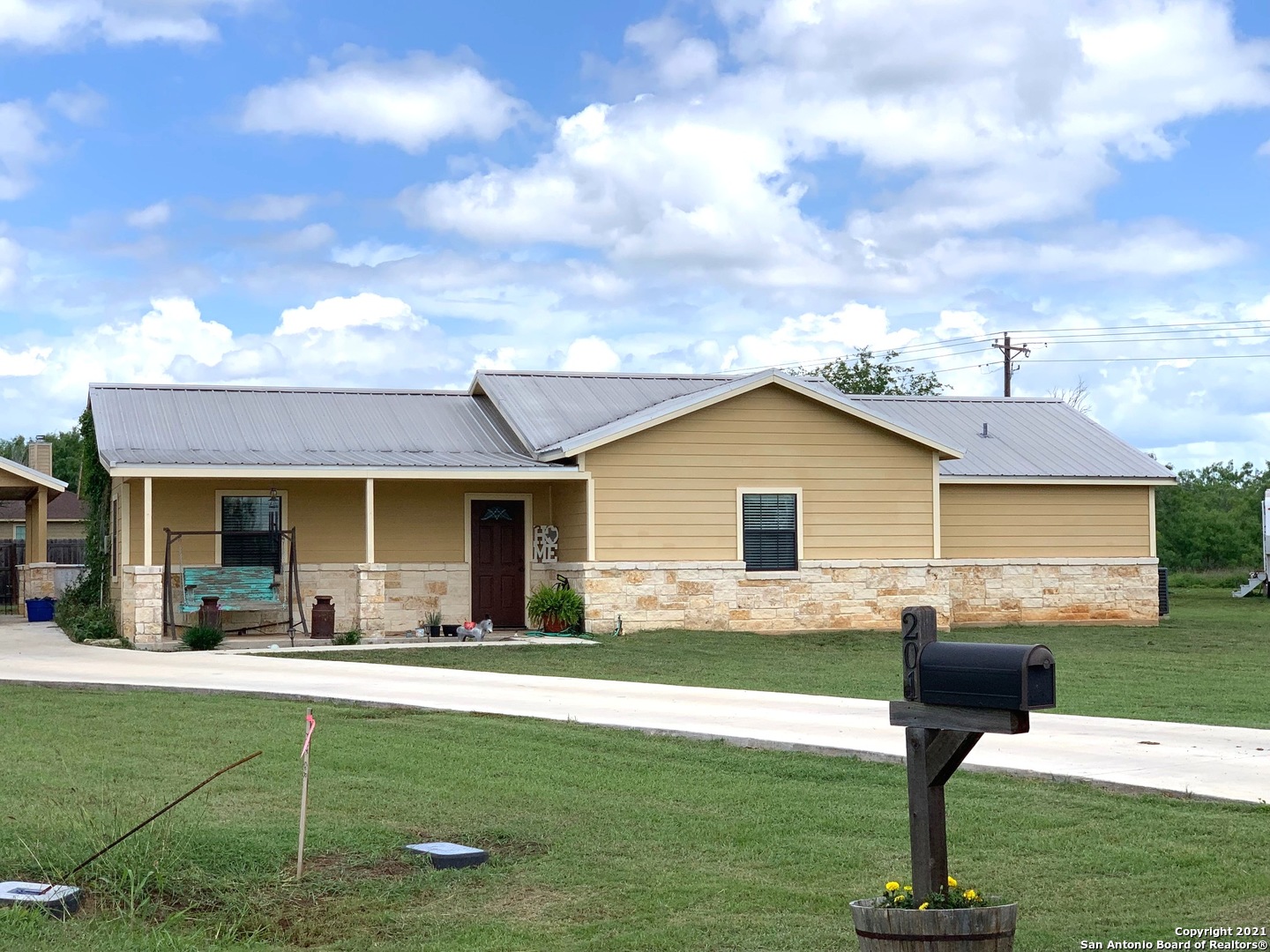 201 Bryan Drive Jourdanton TX 78026