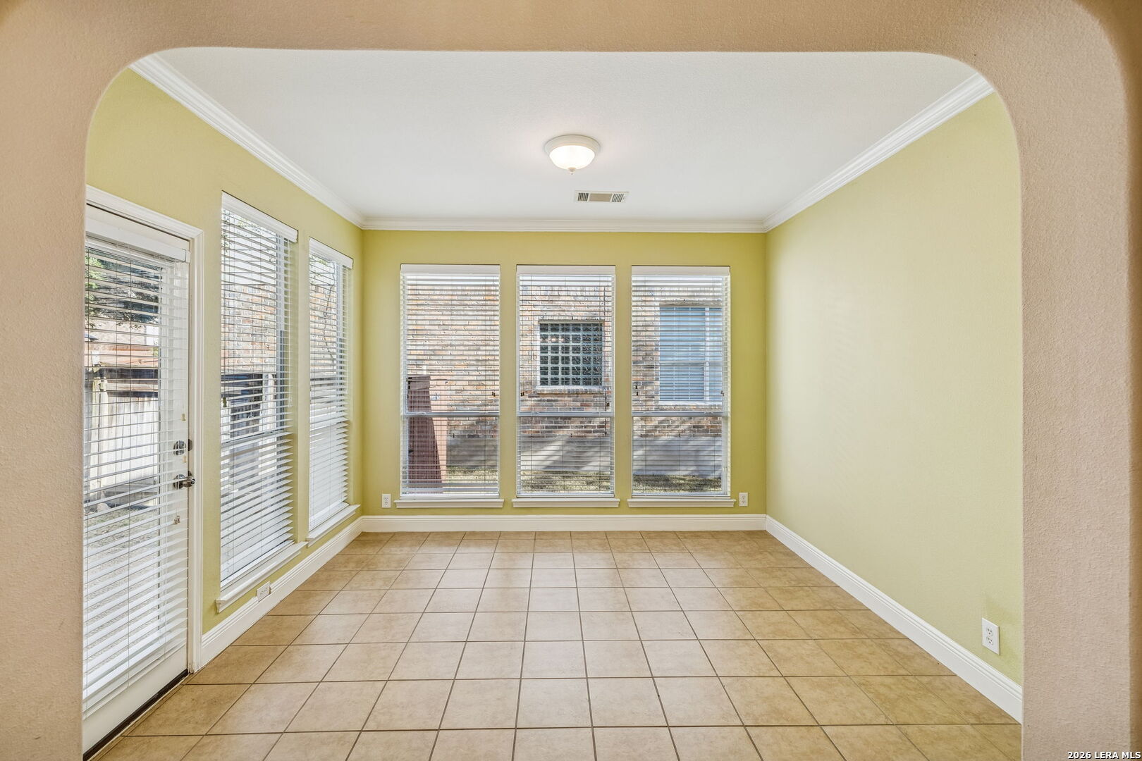 611 Enchanted Way San Antonio TX 78260