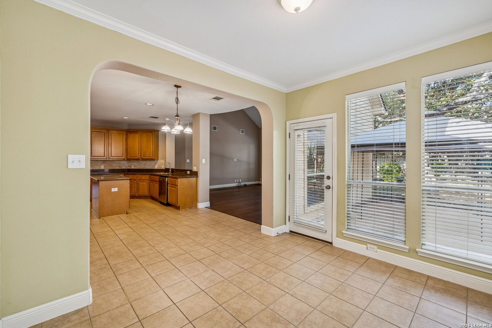 611 Enchanted Way San Antonio TX 78260