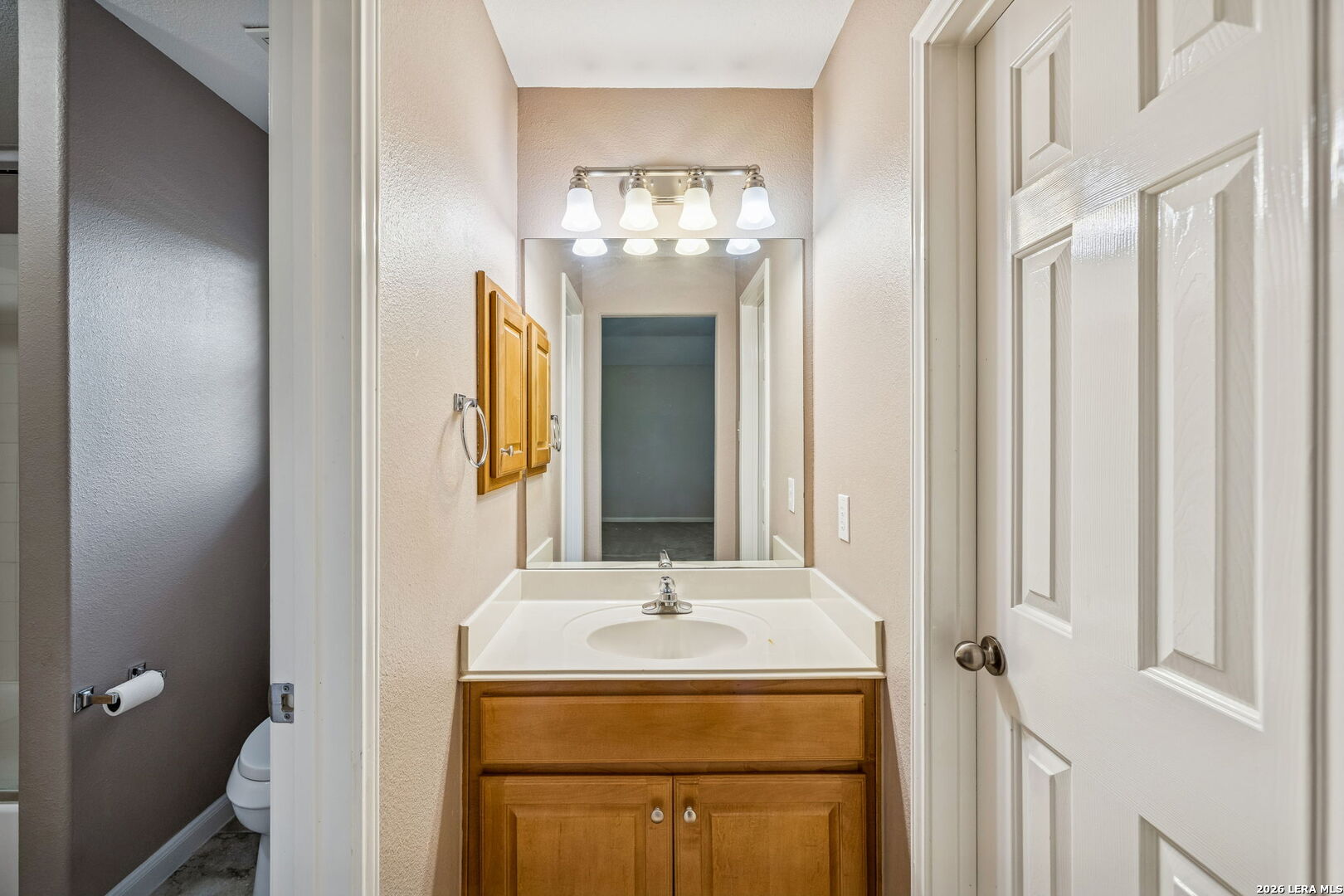 611 Enchanted Way San Antonio TX 78260