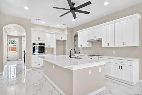 19724 Alexander Nova Somerset TX 78069