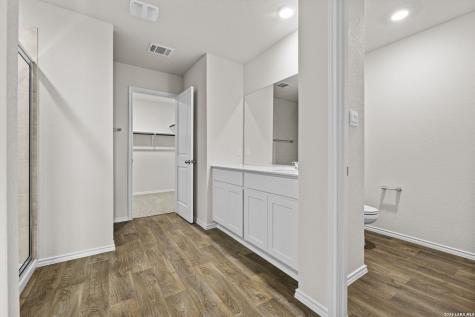 118 Pigeon Green San Antonio TX 78253