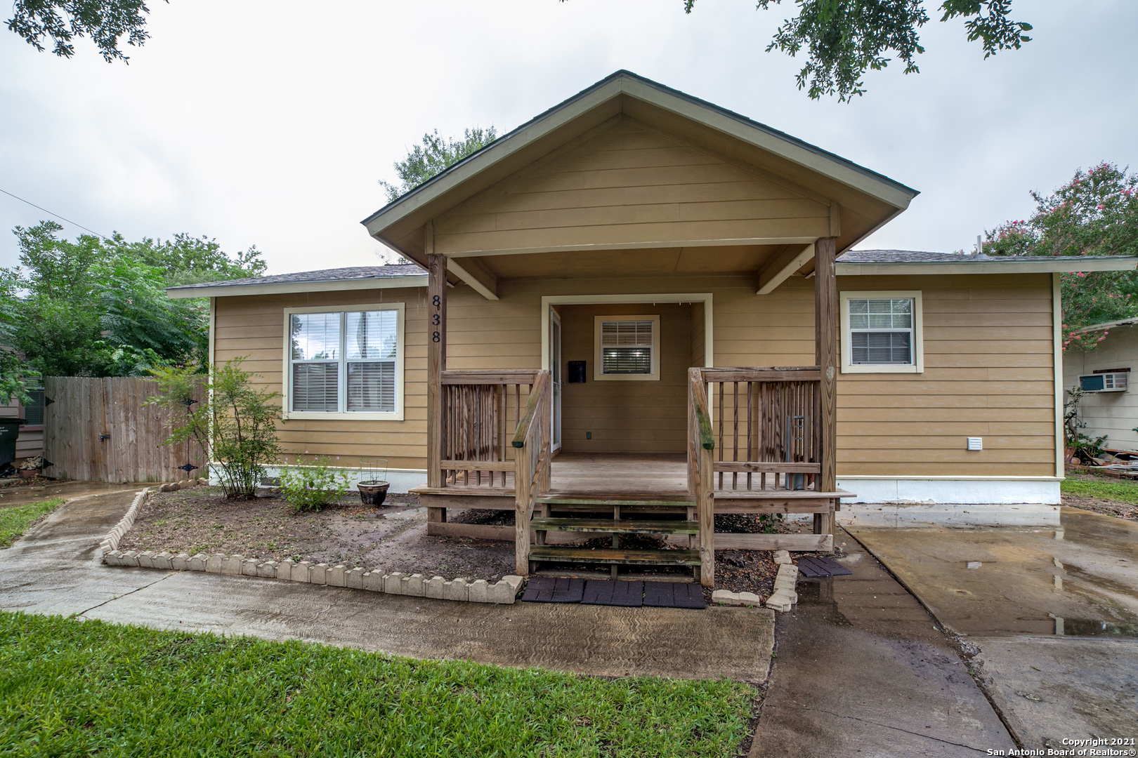 838 Cravens Avenue San Antonio TX 78223