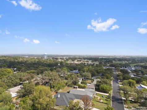 1100 Garraty Road Terrell Hills TX 78209