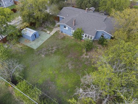 1100 Garraty Road Terrell Hills TX 78209