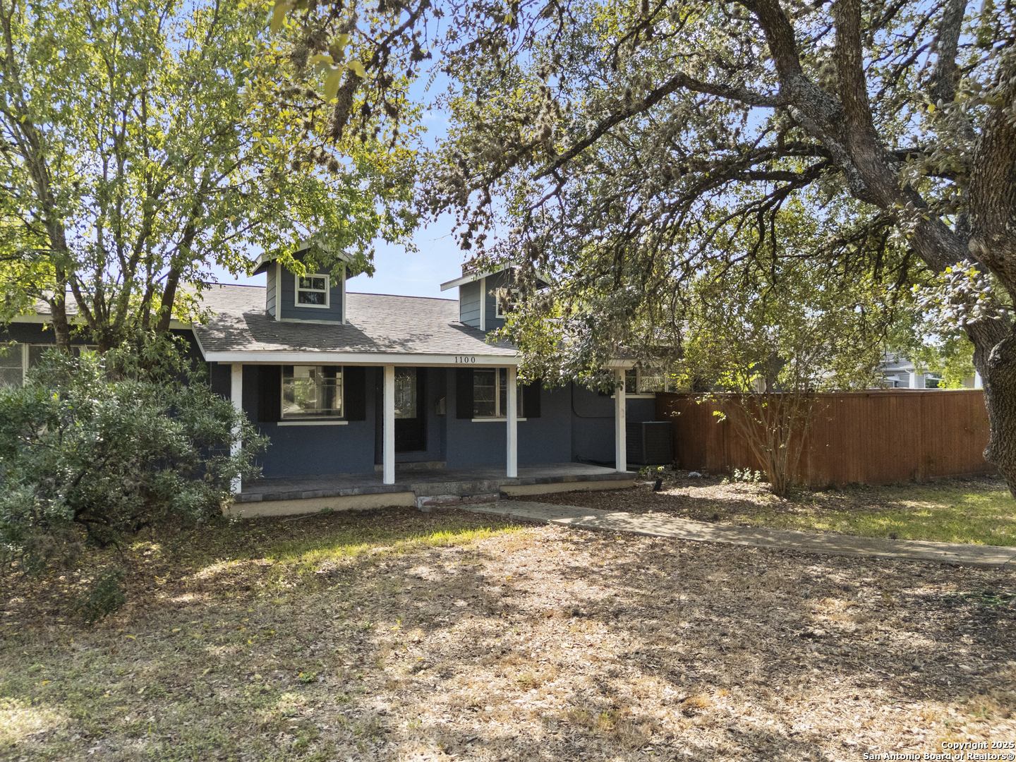 1100 Garraty Road Terrell Hills TX 78209