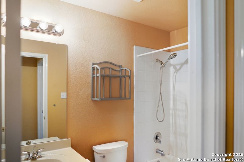 8310 Bordeaux Bay San Antonio TX 78255