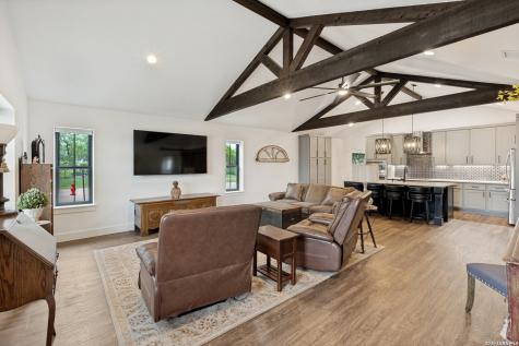 1161 Cindy Sue Canyon Lake TX 78133