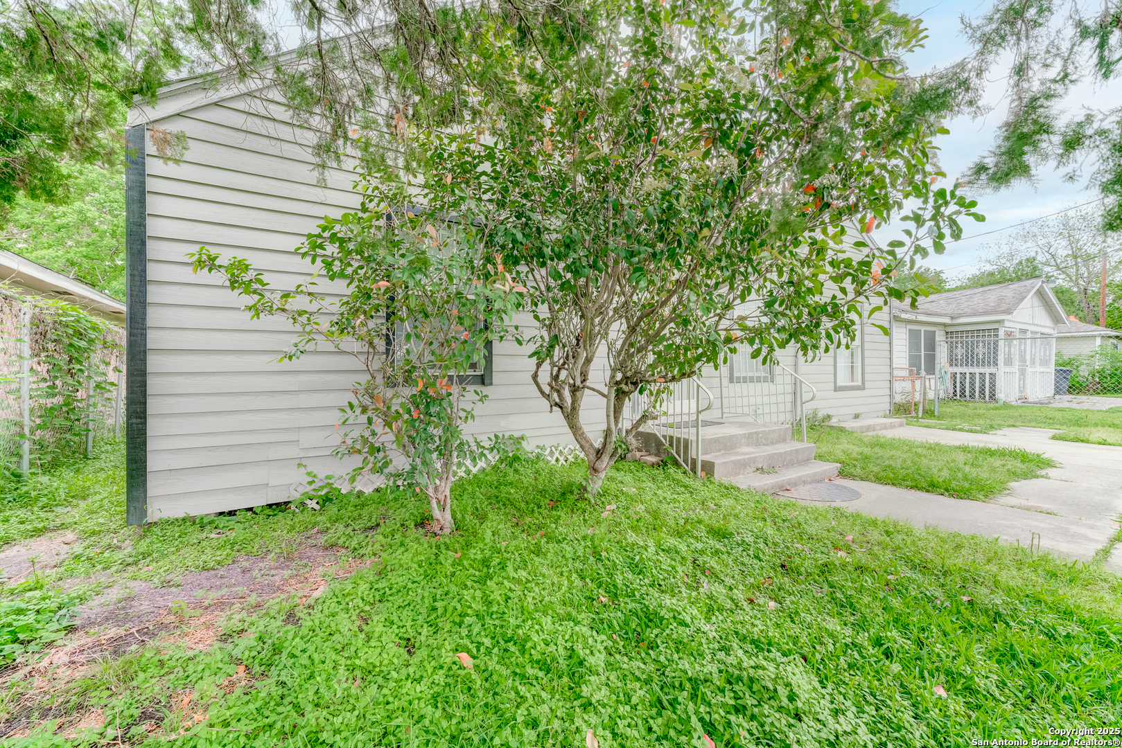 6810 Eastwood Street Houston TX 77021