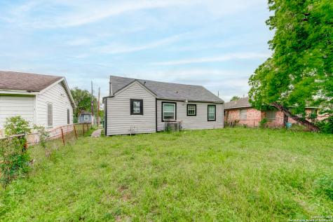 6810 Eastwood Street Houston TX 77021