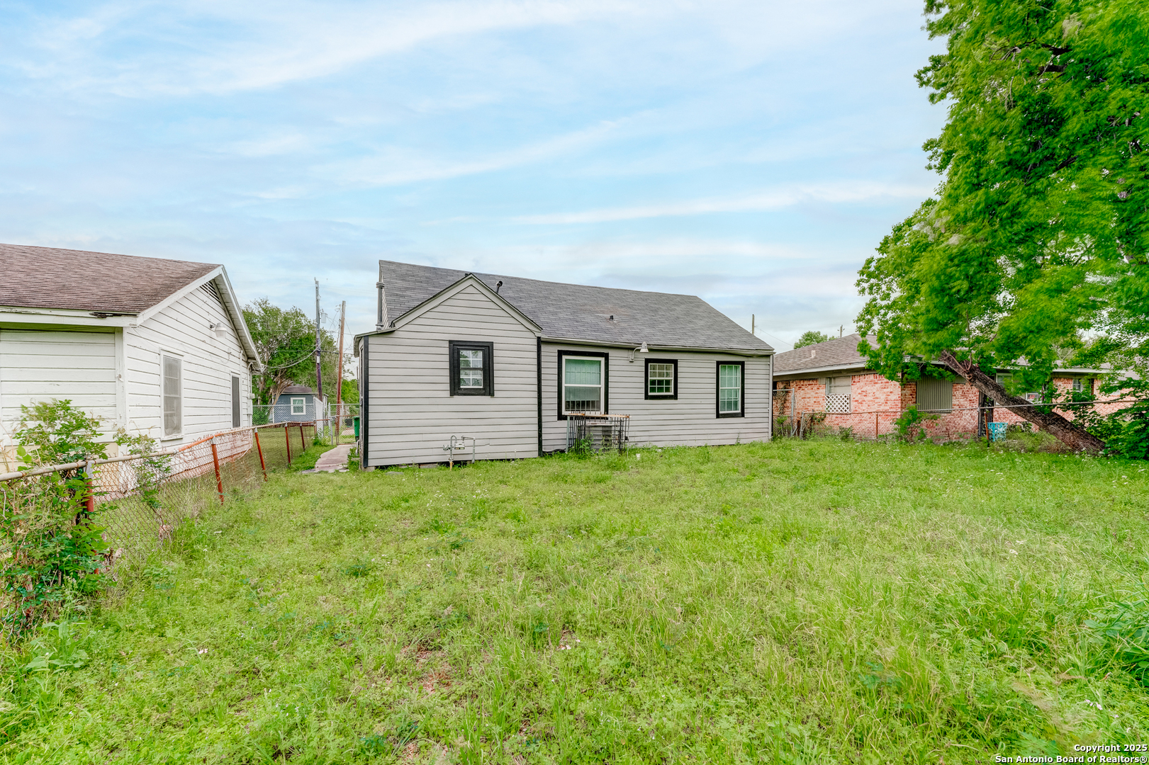 6810 Eastwood Street Houston TX 77021