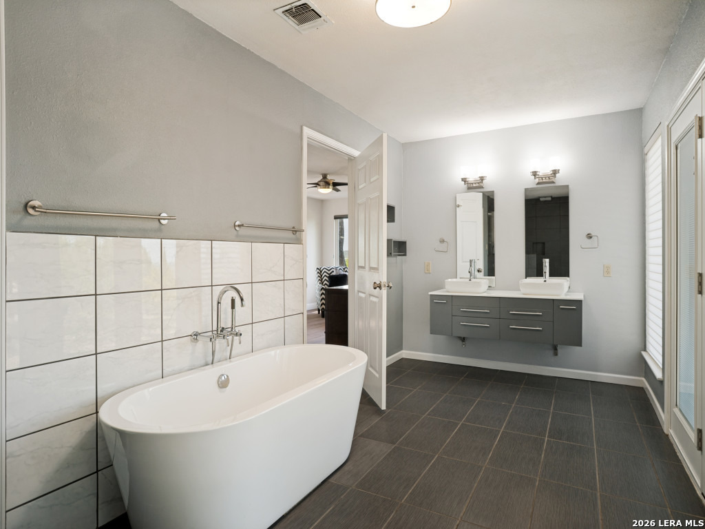 137 Lake View Drive Boerne TX 78006