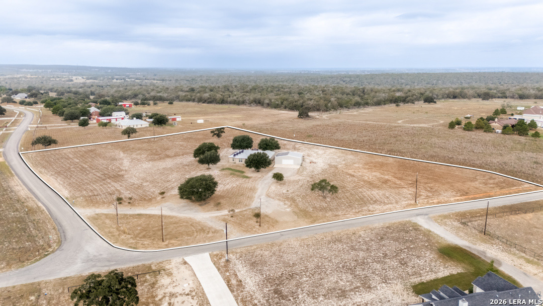 653 Lake Valley Drive La Vernia TX 78121