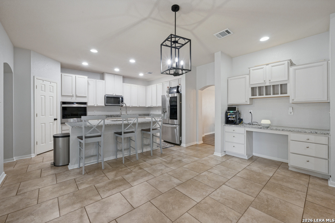 653 Lake Valley Drive La Vernia TX 78121