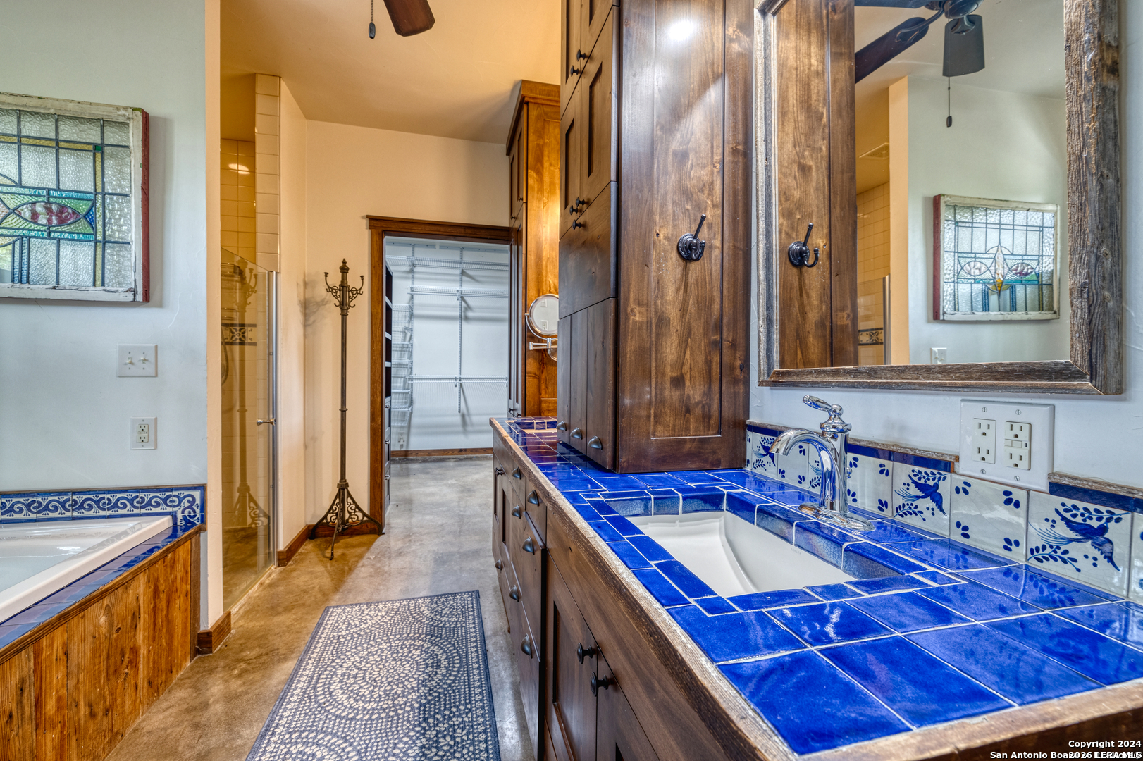 1242 River Concan TX 78838