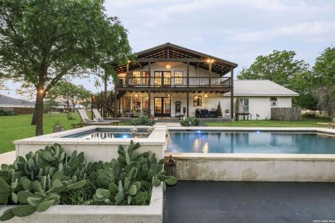 271 Smokehouse Road Fredericksburg TX 78624