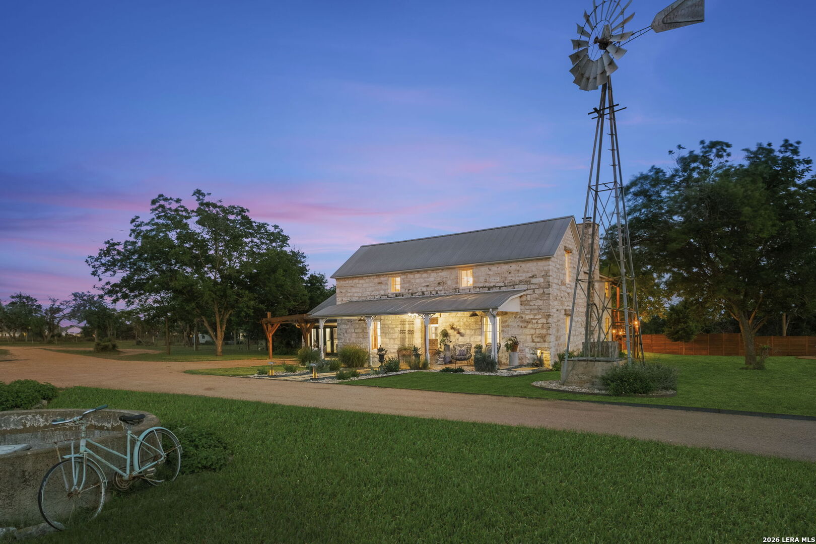 271 Smokehouse Road Fredericksburg TX 78624