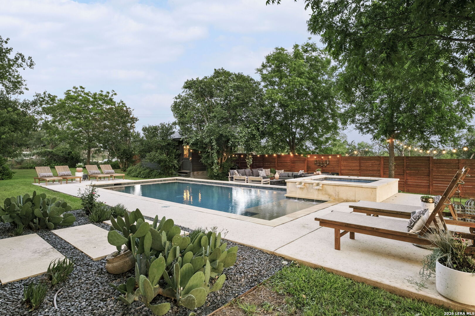 271 Smokehouse Road Fredericksburg TX 78624