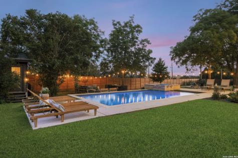 271 Smokehouse Road Fredericksburg TX 78624
