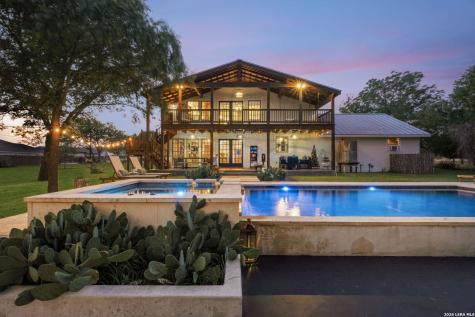 271 Smokehouse Road Fredericksburg TX 78624