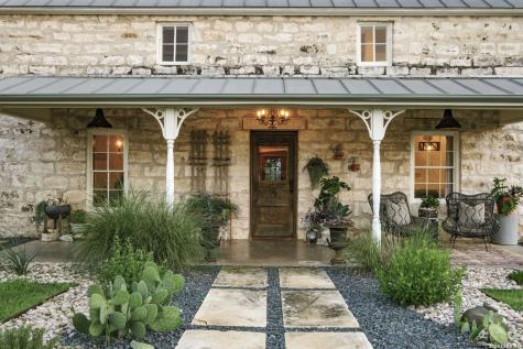 271 Smokehouse Road Fredericksburg TX 78624