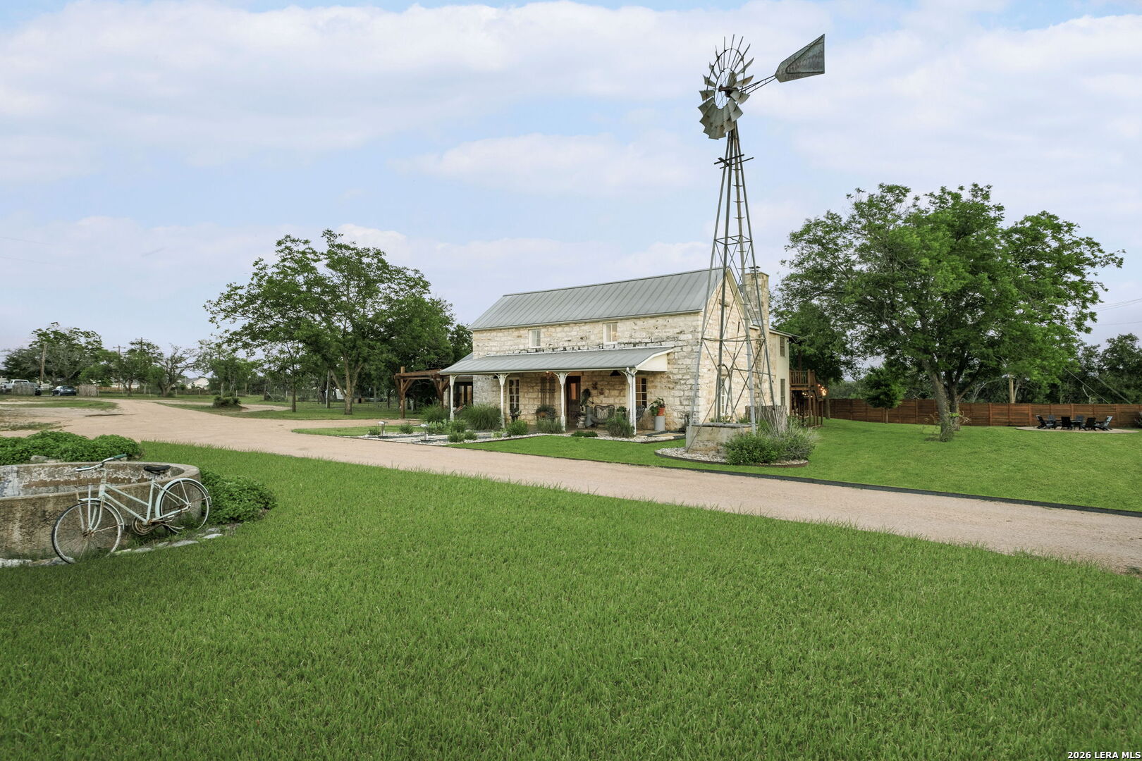 271 Smokehouse Road Fredericksburg TX 78624