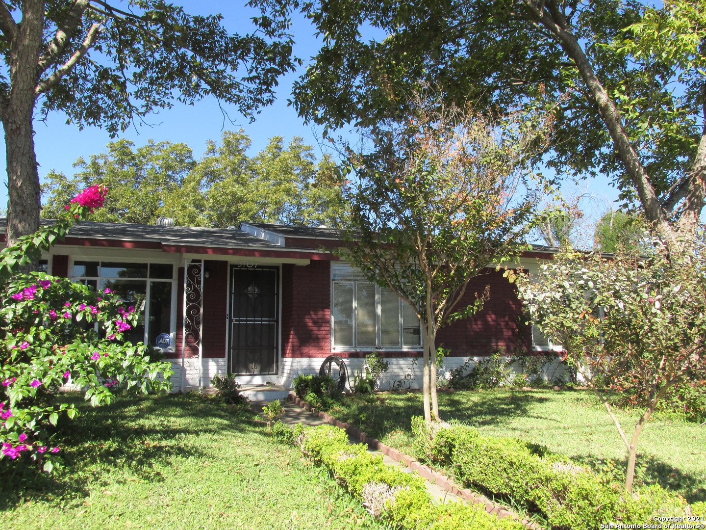 3107 Hillcrest Drive San Antonio TX 78201