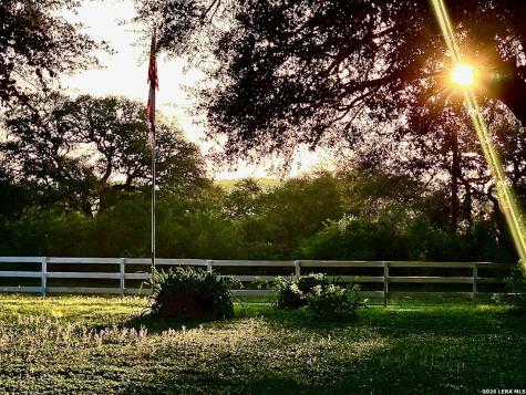 6203 Fm 673 Beeville TX 78102