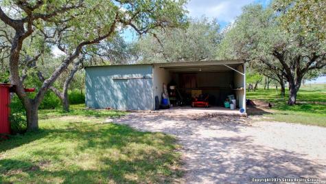 6203 Fm 673 Beeville TX 78102