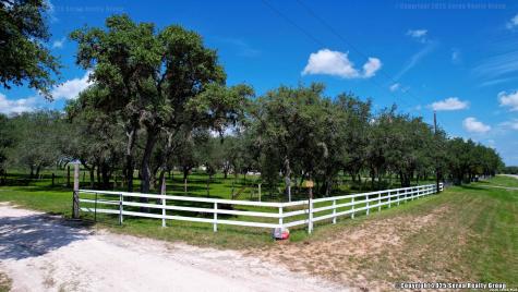 6203 Fm 673 Beeville TX 78102