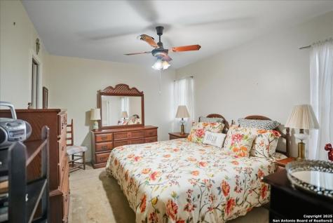 1000 Austin Street George West TX 78022