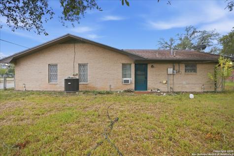 1000 Austin Street George West TX 78022