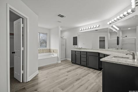 1134 Tetford San Antonio TX 78253