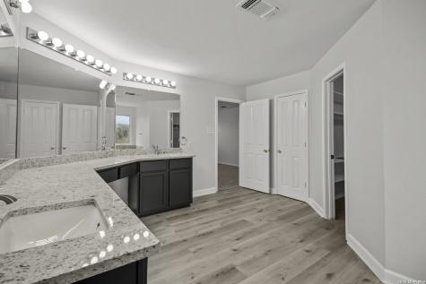1134 Tetford San Antonio TX 78253