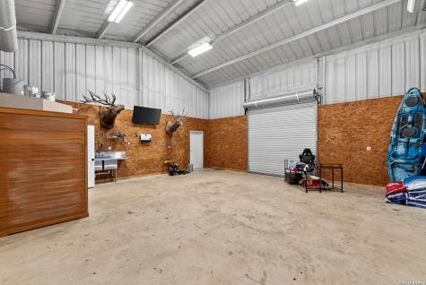 1980 County Road 361 La Vernia TX 78121