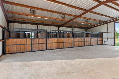 1980 County Road 361 La Vernia TX 78121