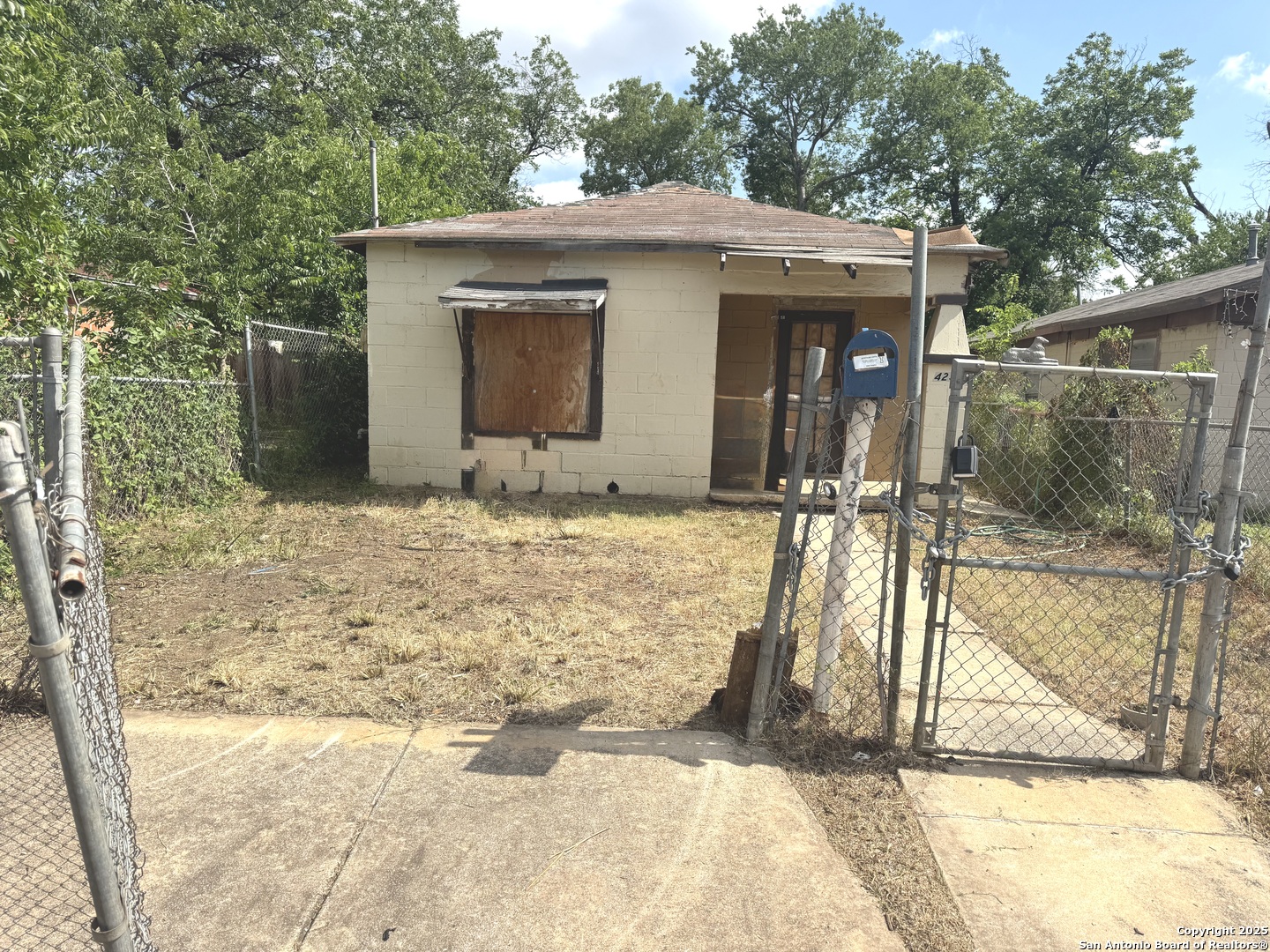 423 Hazel San Antonio TX 78207