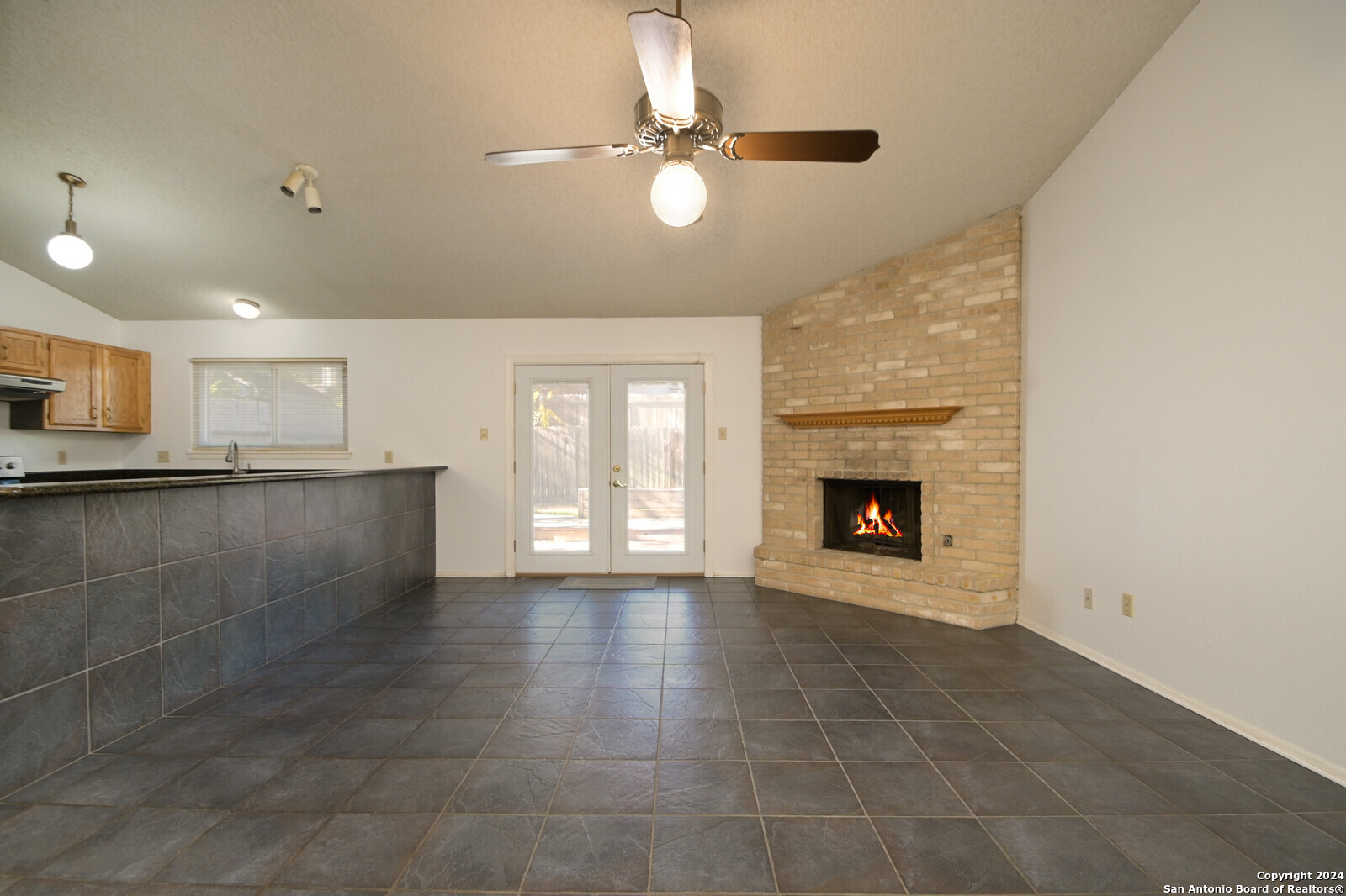 6619 Honey Hill San Antonio TX 78229